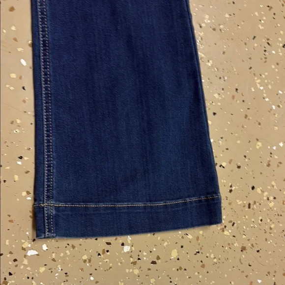 Women's Blue Flared Jeans - Picture 6 of 8
